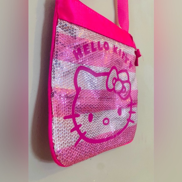 HELLO KITTY PURSE 👛💖✨ - Picture 2 of 2
